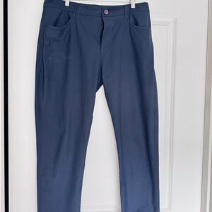 Vuori golf Pants